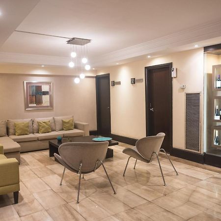 Premium Tower Suites Мендоса Екстер'єр фото