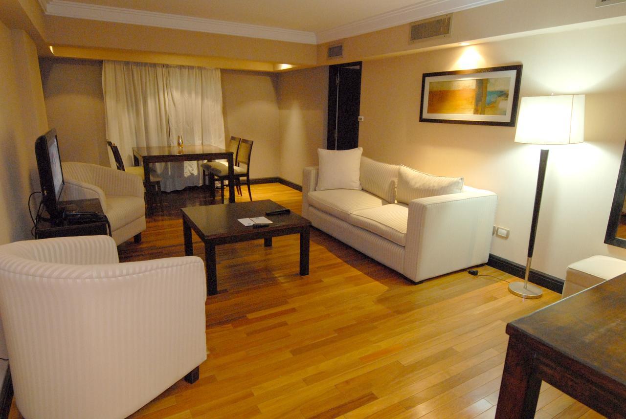 Premium Tower Suites Мендоса Екстер'єр фото