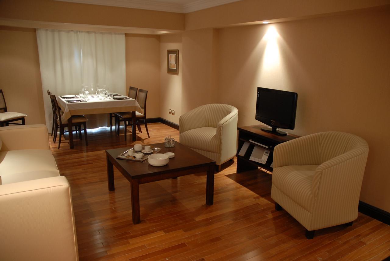 Premium Tower Suites Мендоса Екстер'єр фото